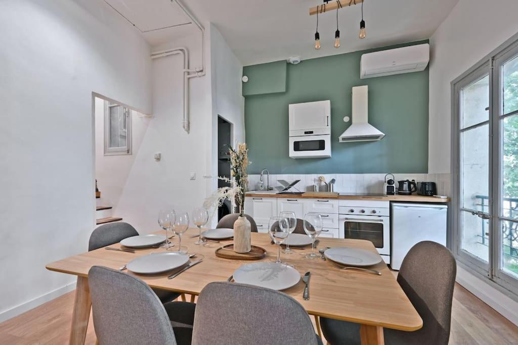 Au Coeur Des Platanes - Parking Gratuit Sous-Terrain - Clim - Balcon Apartamento Avinhão Exterior foto